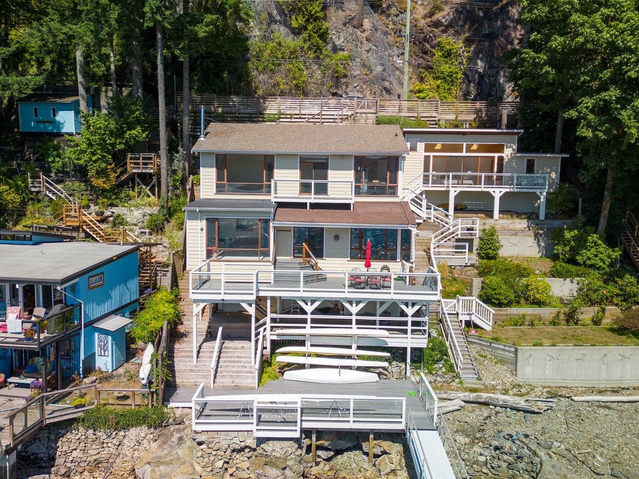 5654 INDIAN RIVER DRIVE, North Vancouver, British Columbia